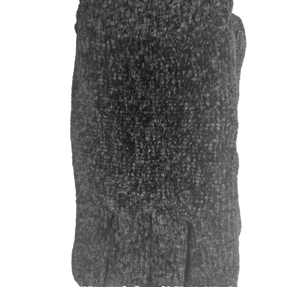 Isotoner Signature Black Chenille Cable-Knit Gloves Sz One Size NWT